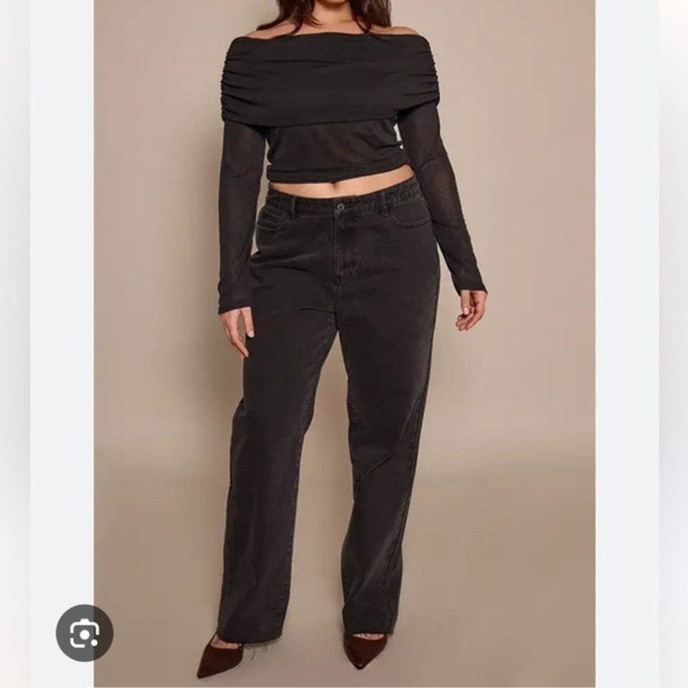 Pretty Little Thing PLT Highrise Straight Leg Black Jeans Leg Slit